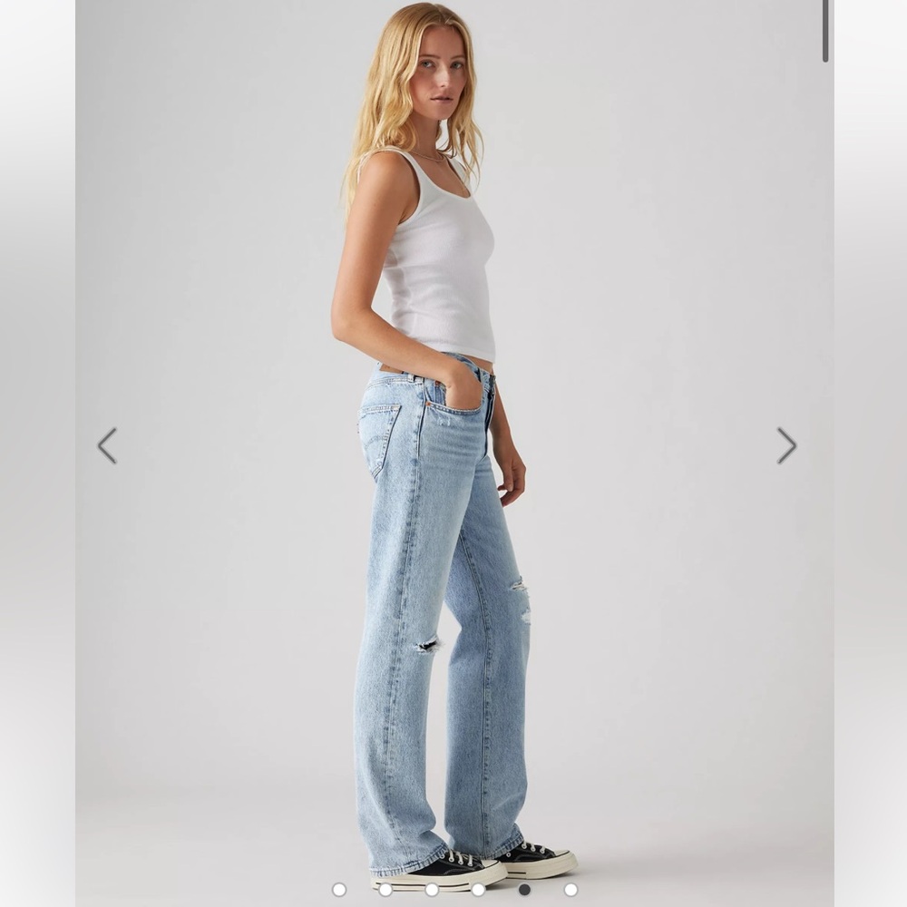Levi's 501 90’s women’s jeans rolling with it clean hem 25 x 32